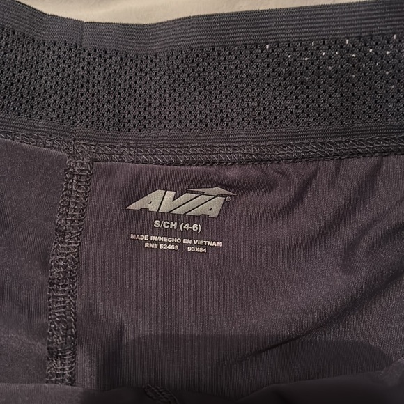 Running shorts - Picture 3 of 4